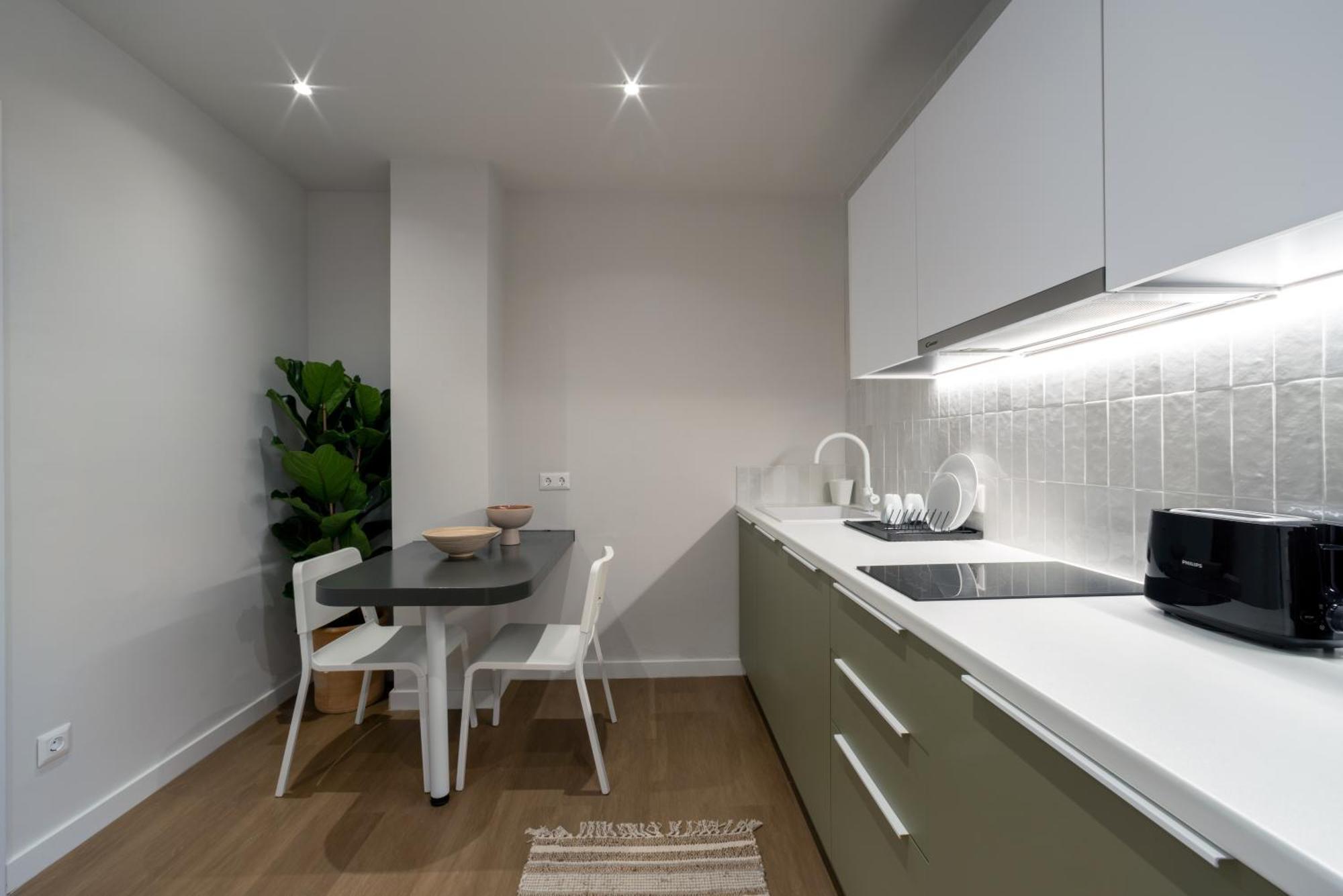 Central Bliss Apartments By Upstreet Aten Exteriör bild